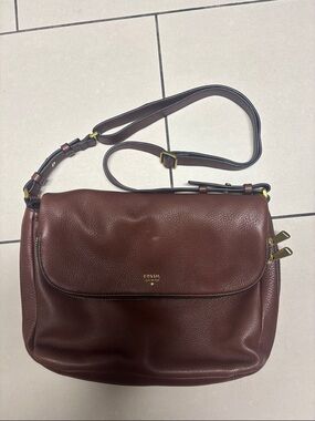 Fossil Brown Pebbled Leather Flap Crossbody Bag